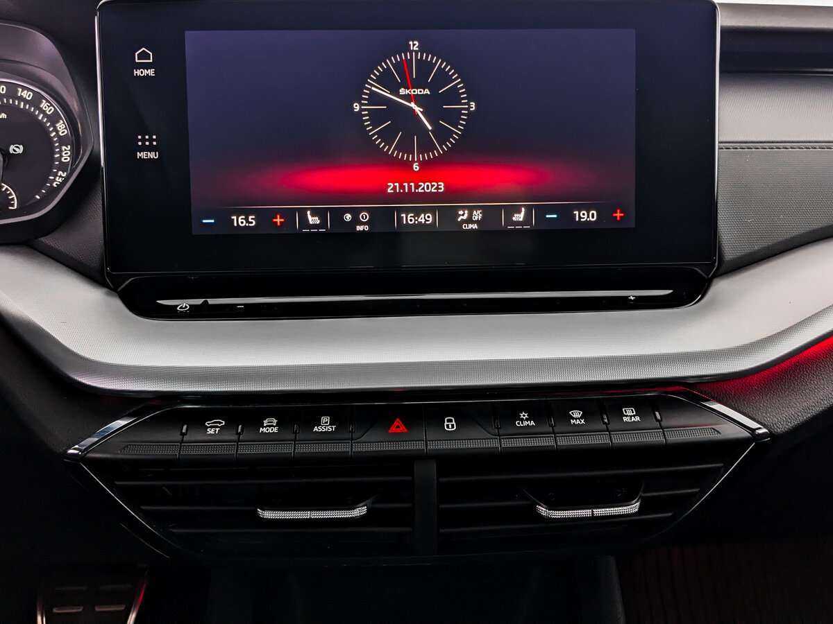 Skoda Octavia, 2022 Фото №13