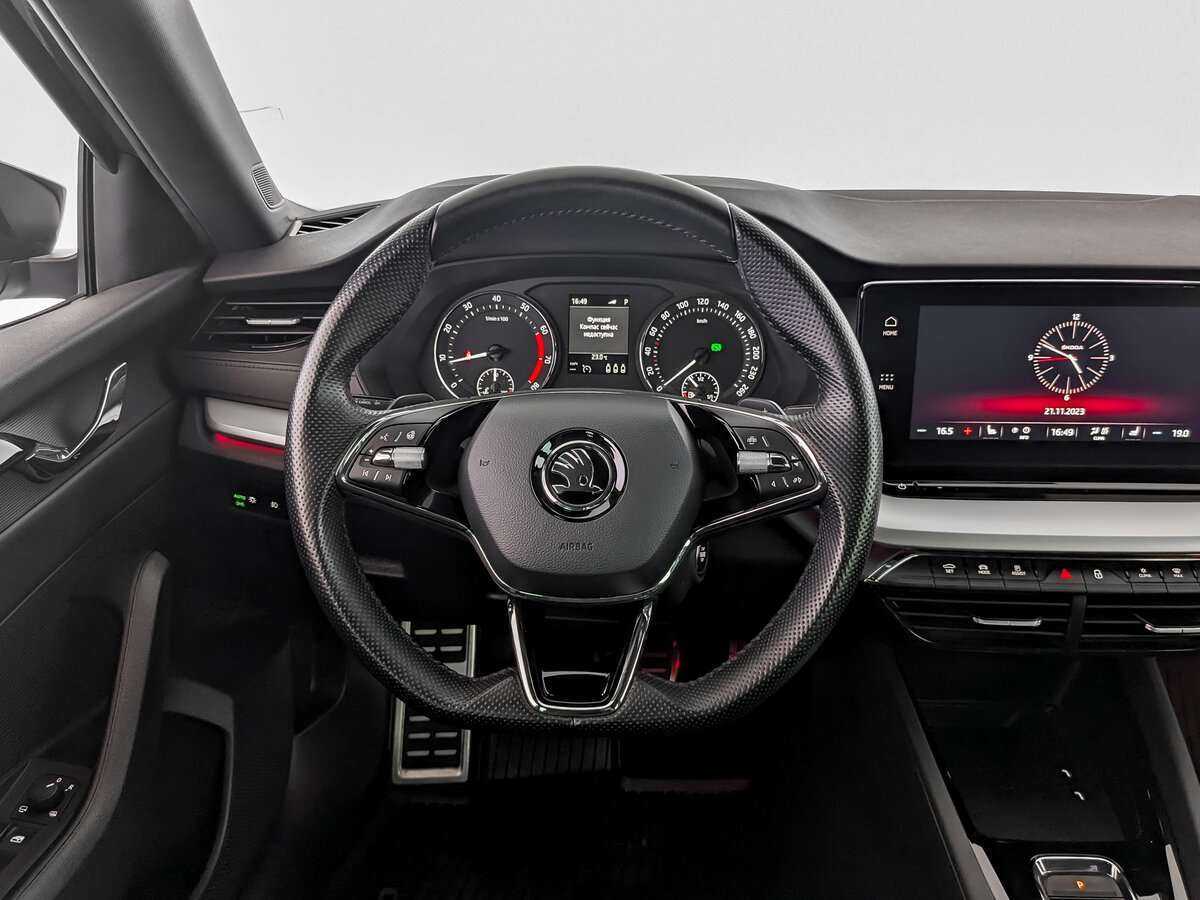 Skoda Octavia, 2022 Фото №17