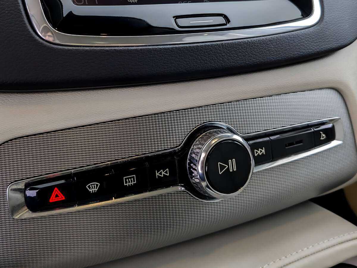 Volvo XC90, 2019 Фото №21