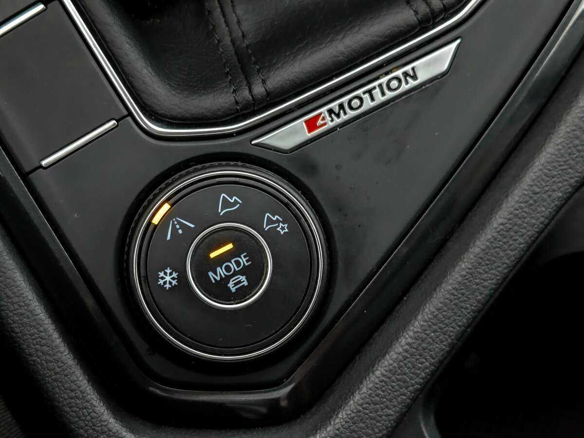 Volkswagen Tiguan, 2021 Фото №22