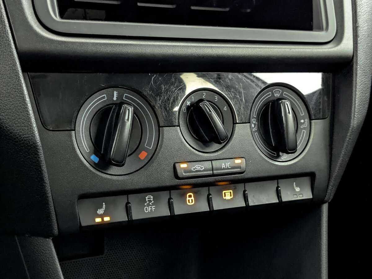 Skoda Rapid, 2018 Фото №17