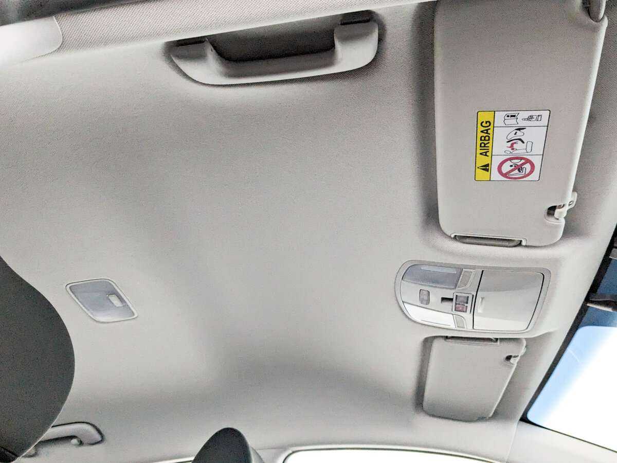 Hyundai Elantra, 2020 Фото №17