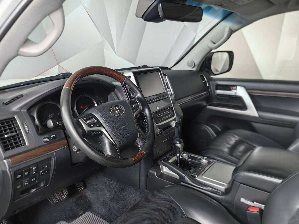 Toyota Land Cruiser, 2018 Фото №13