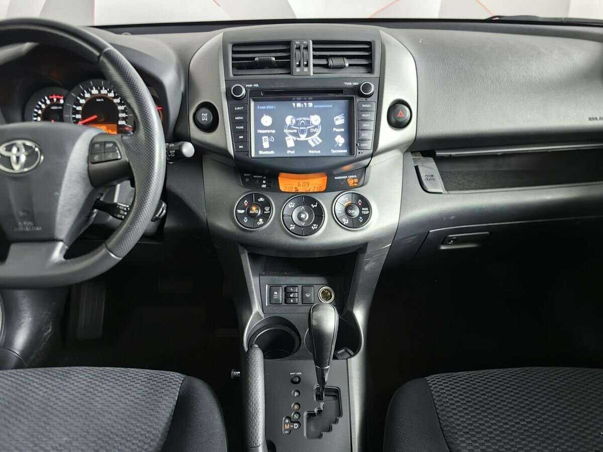 Toyota RAV4, 2011 Фото №11
