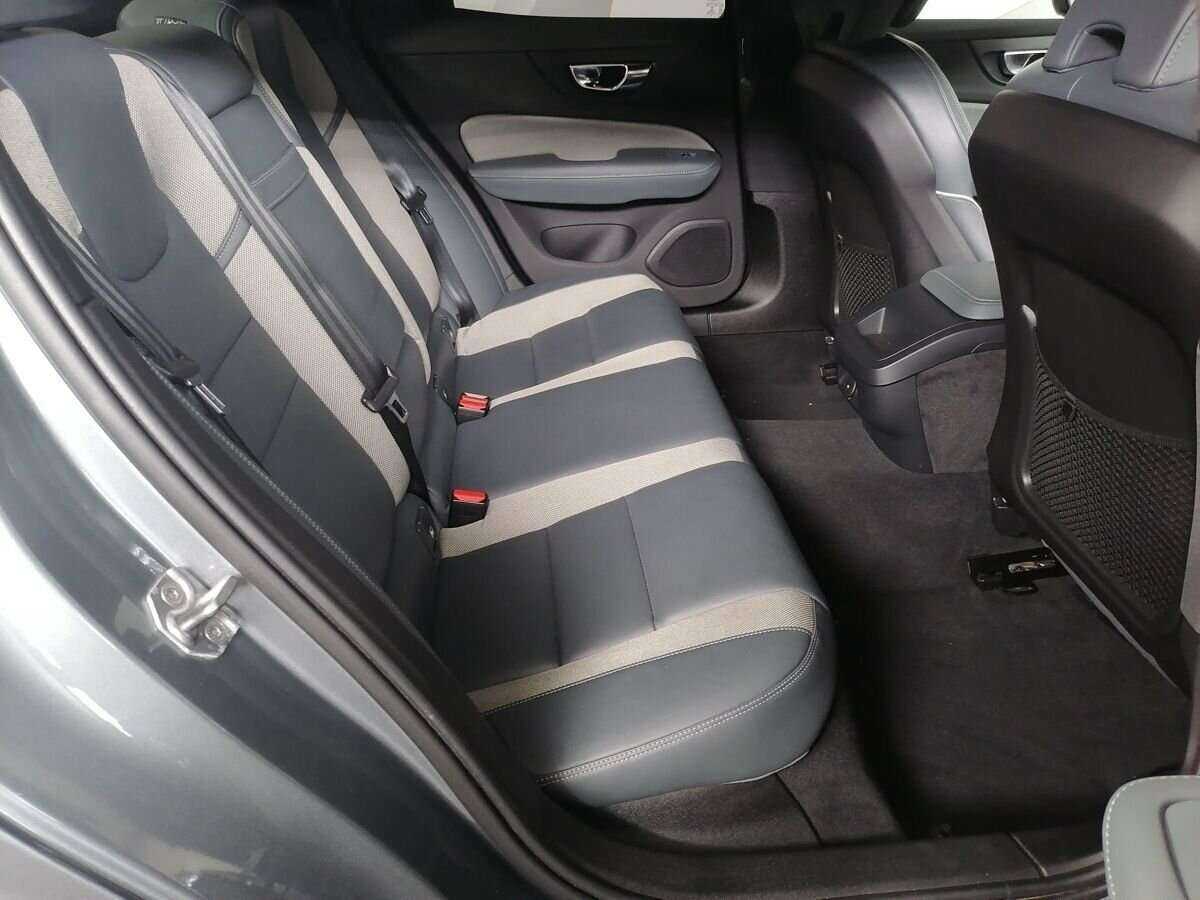 Volvo S60, 2020 Фото №12