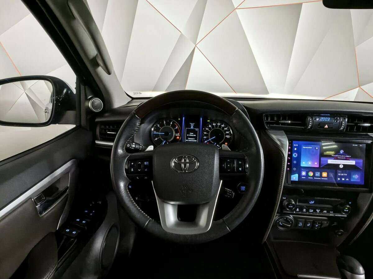 Toyota Fortuner, 2017 Фото №15