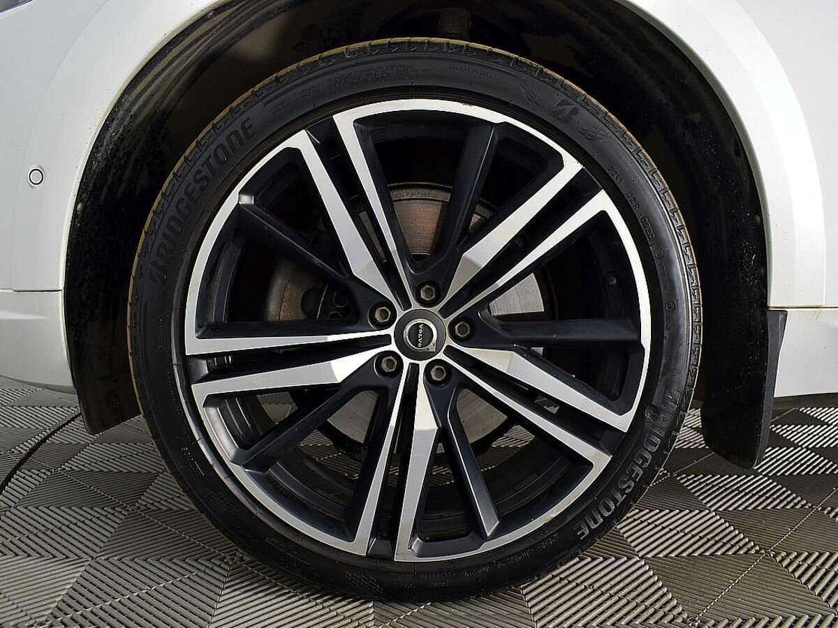 Volvo XC60, 2018 - 215 353 км. | Фото №8
