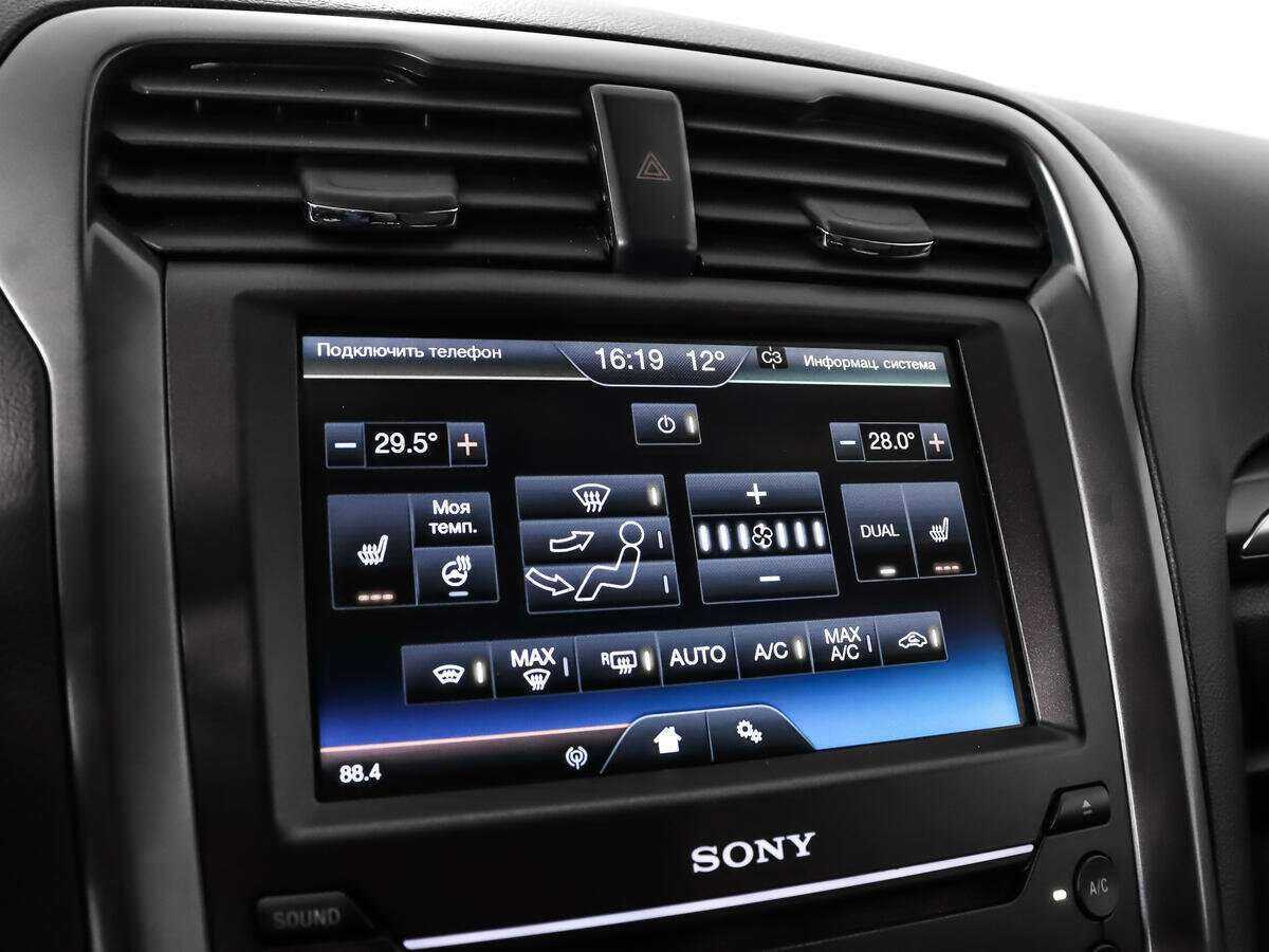 Ford Mondeo, 2015 Фото №14