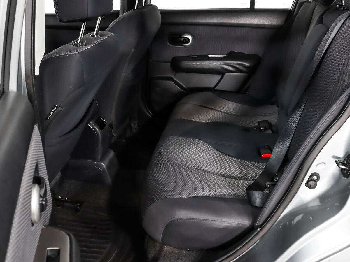 Nissan Tiida, 2008 Фото №8