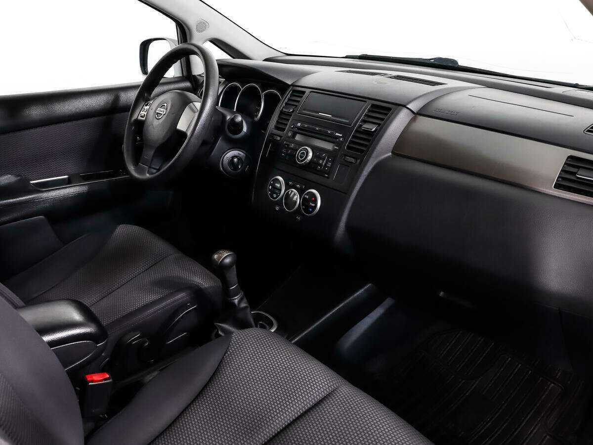 Nissan Tiida, 2008 Фото №9