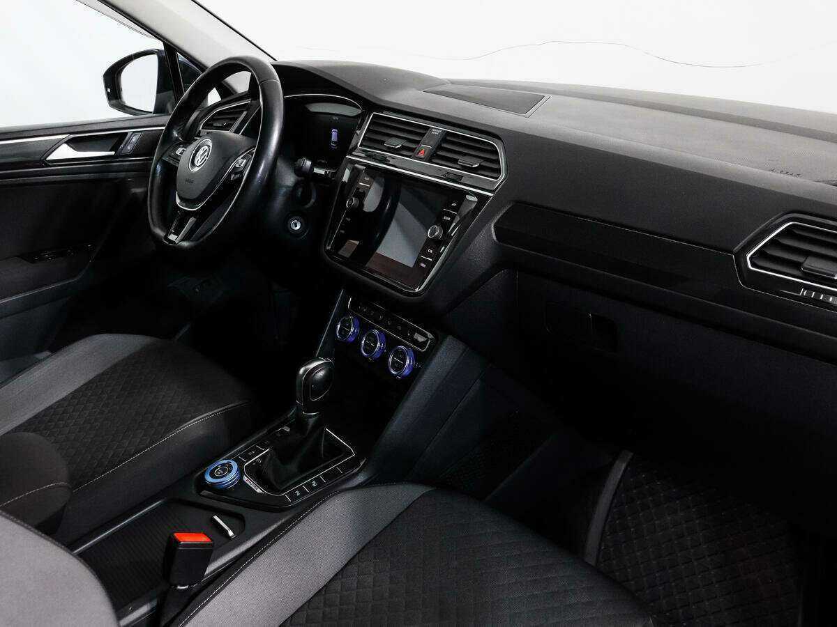 Volkswagen Tiguan, 2017 Фото №9
