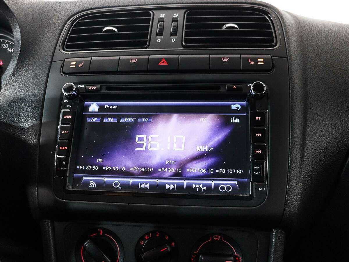 Volkswagen Polo, 2011 Фото №9