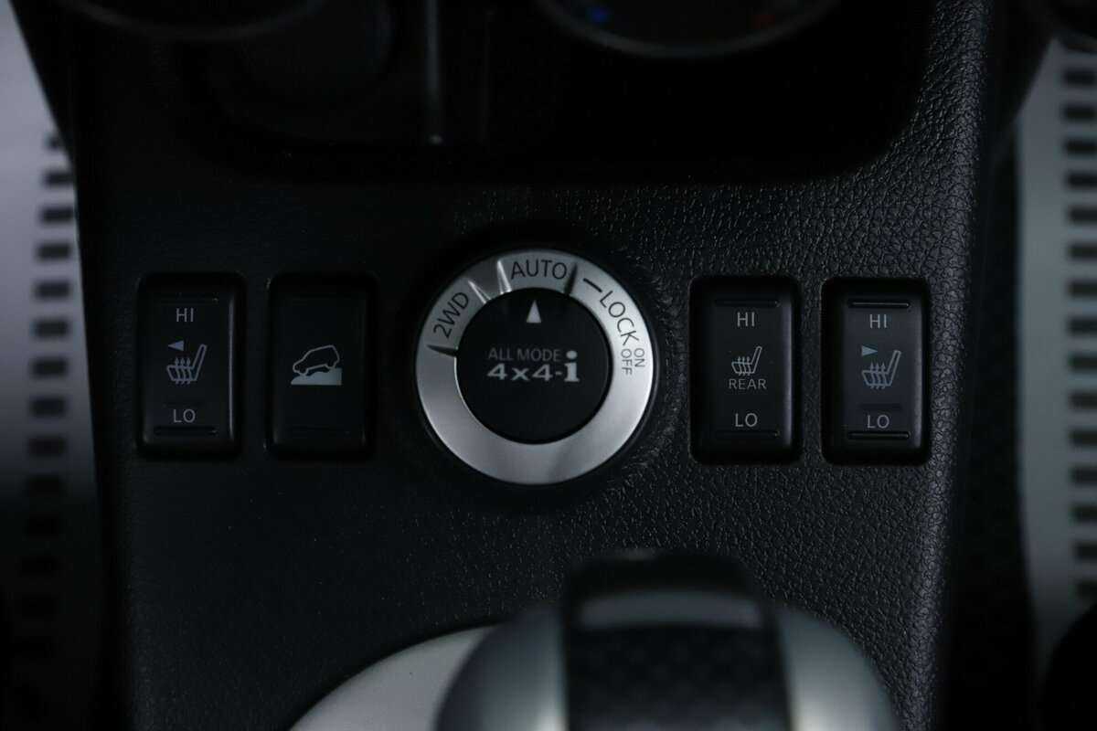 Nissan X-Trail, 2011 Фото №18