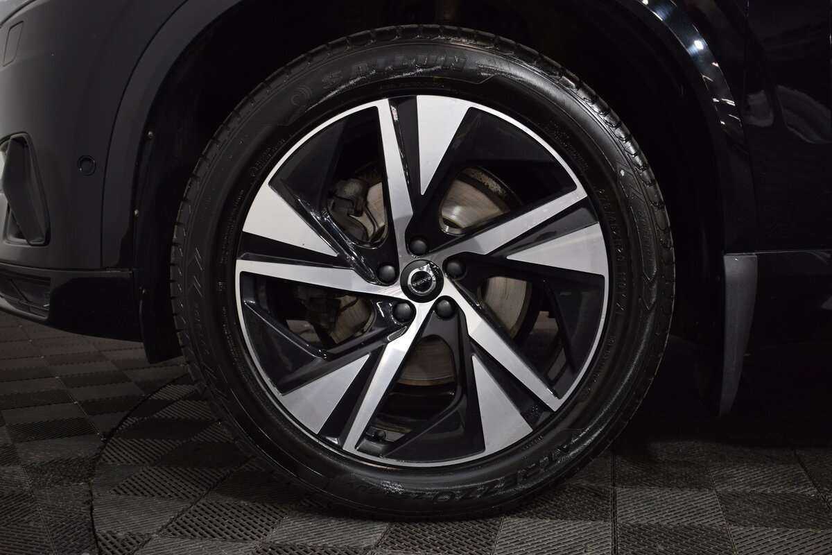 Volvo XC90, 2019 Фото №28