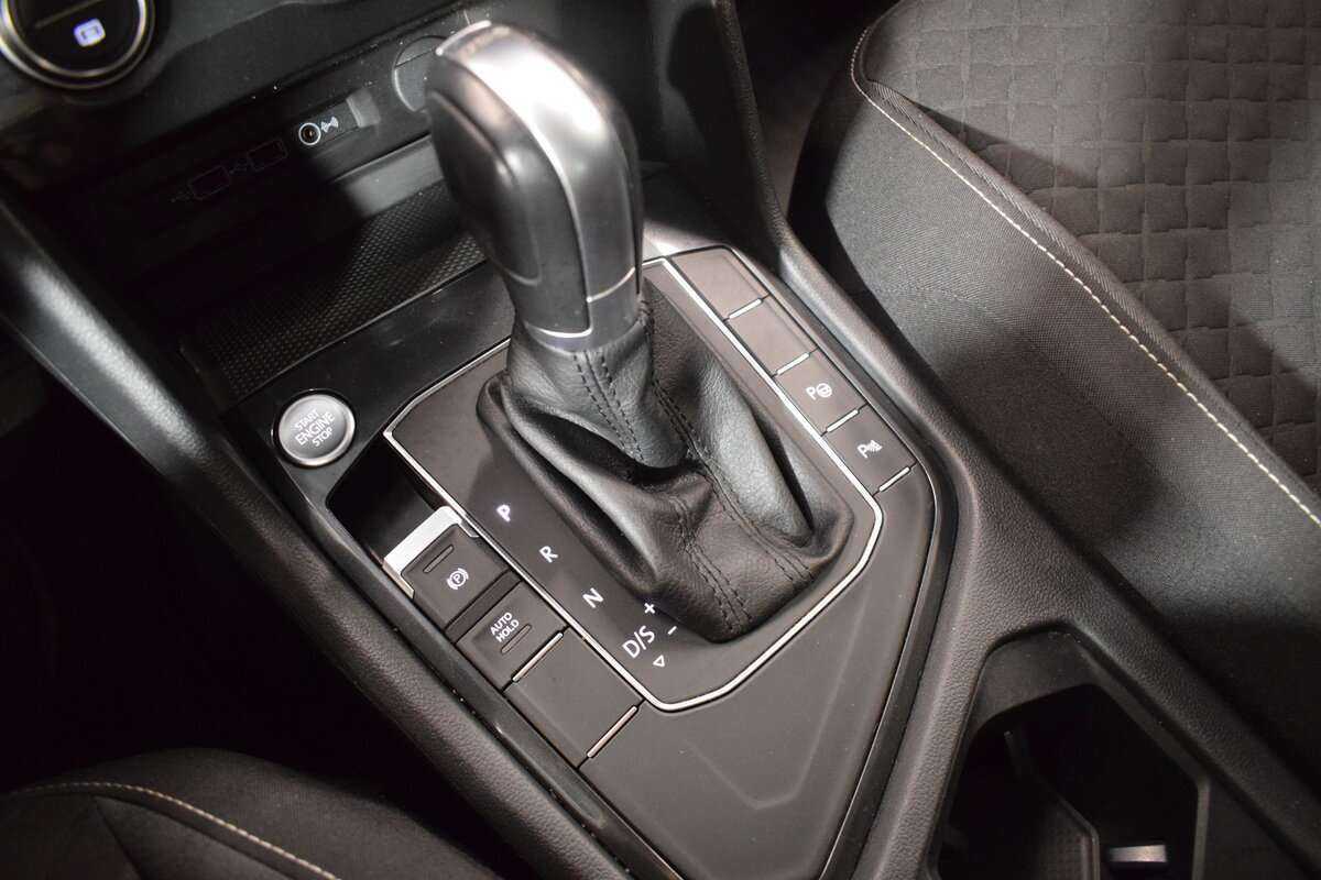 Volkswagen Tiguan, 2018 Фото №22