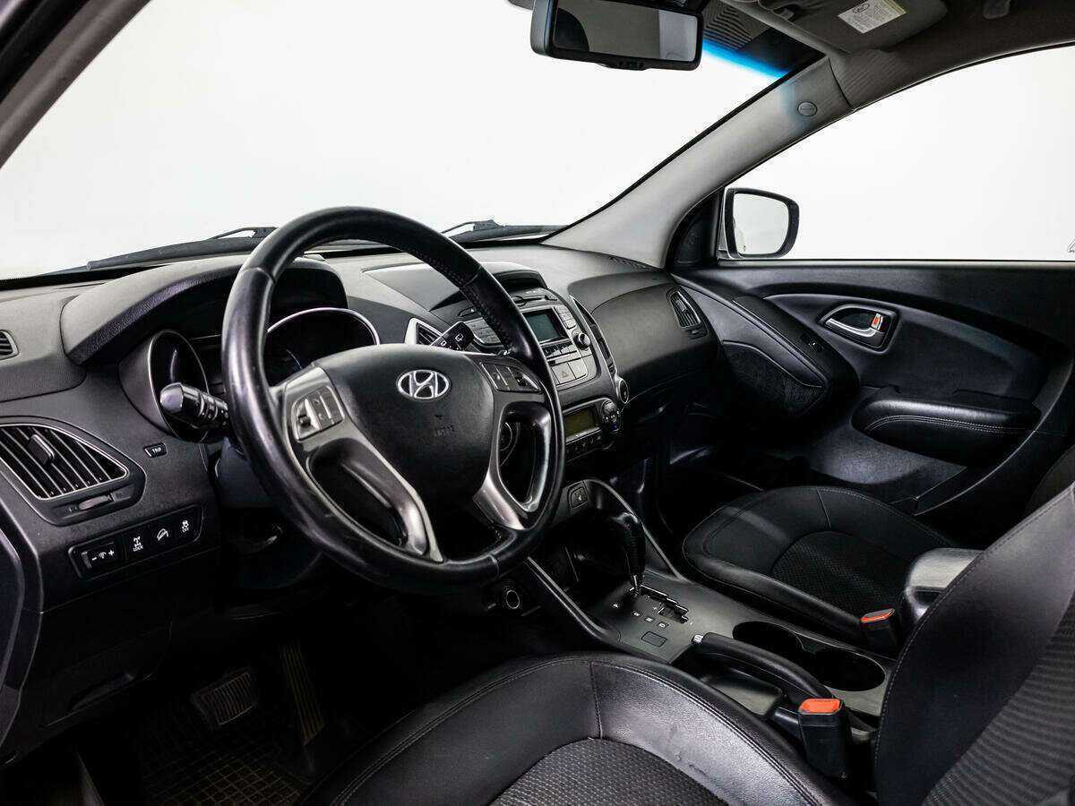 Hyundai ix35, 2010 Фото №9