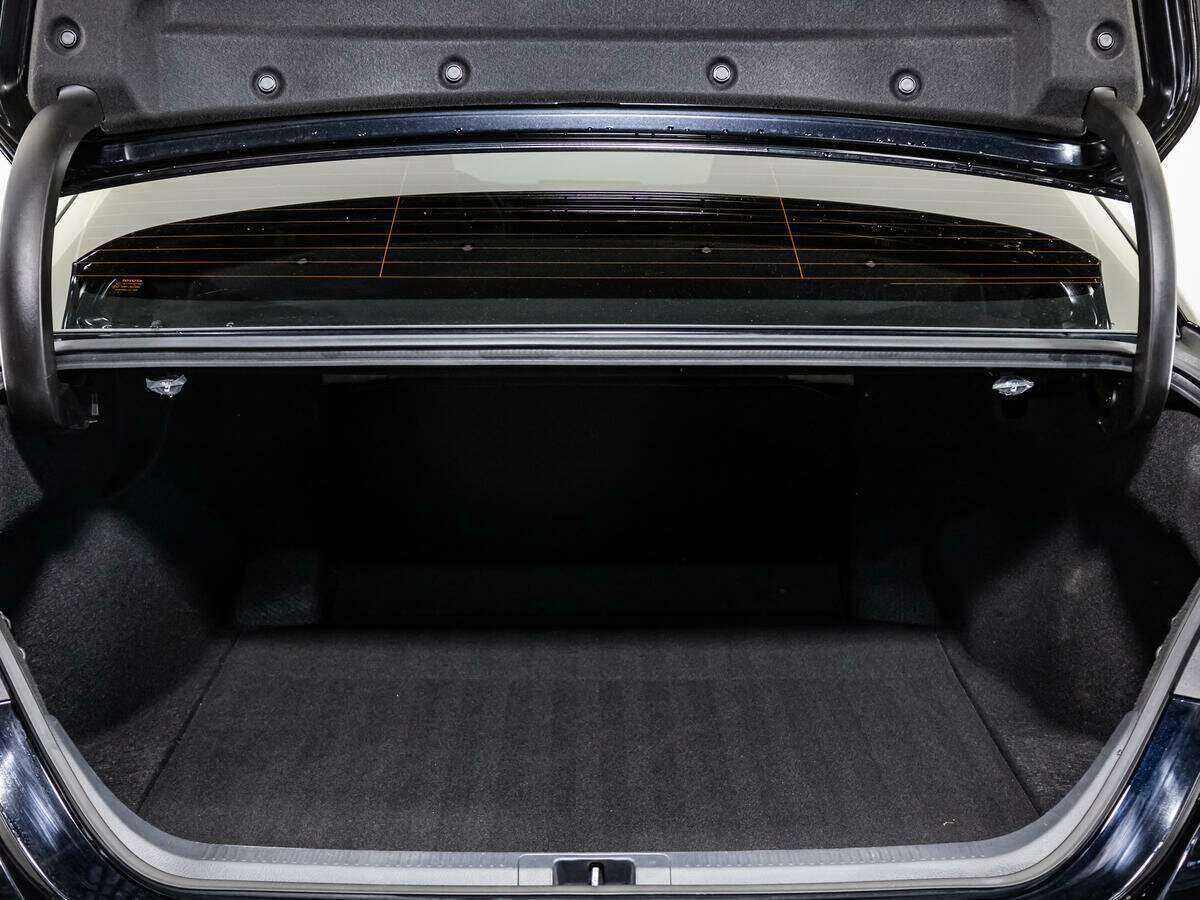 Toyota Camry, 2021 Фото №19