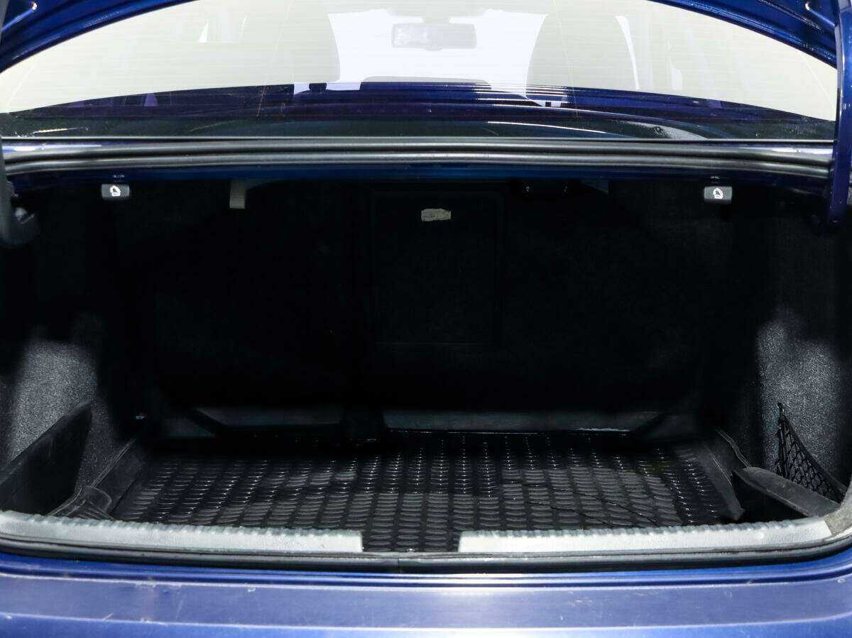 Volkswagen Jetta, 2011 Фото №17