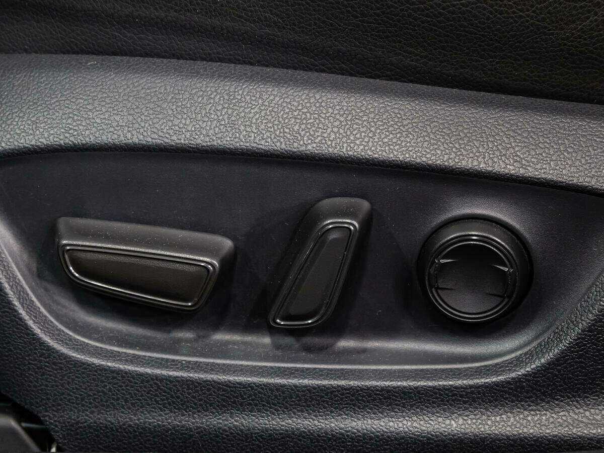 Toyota Camry, 2021 Фото №18