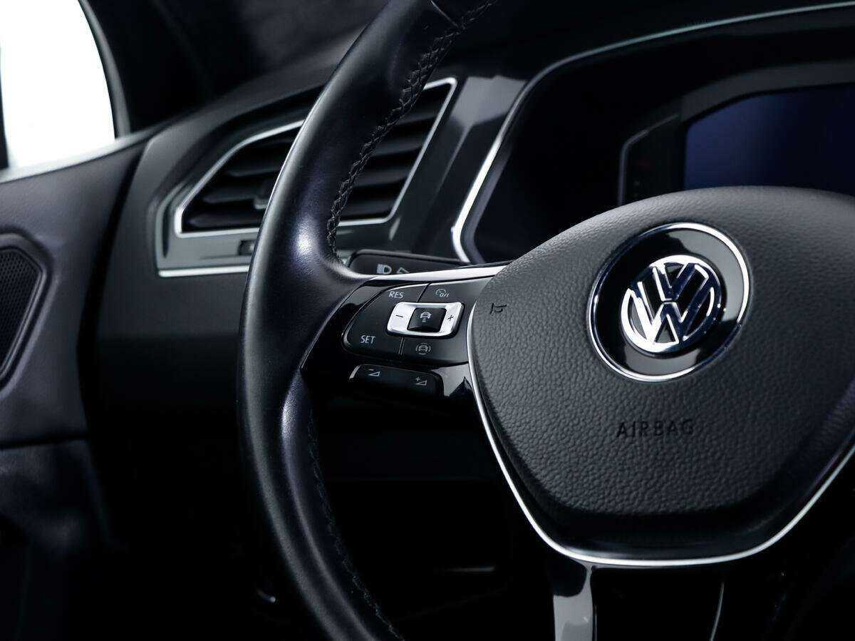Volkswagen Tiguan, 2019 Фото №20