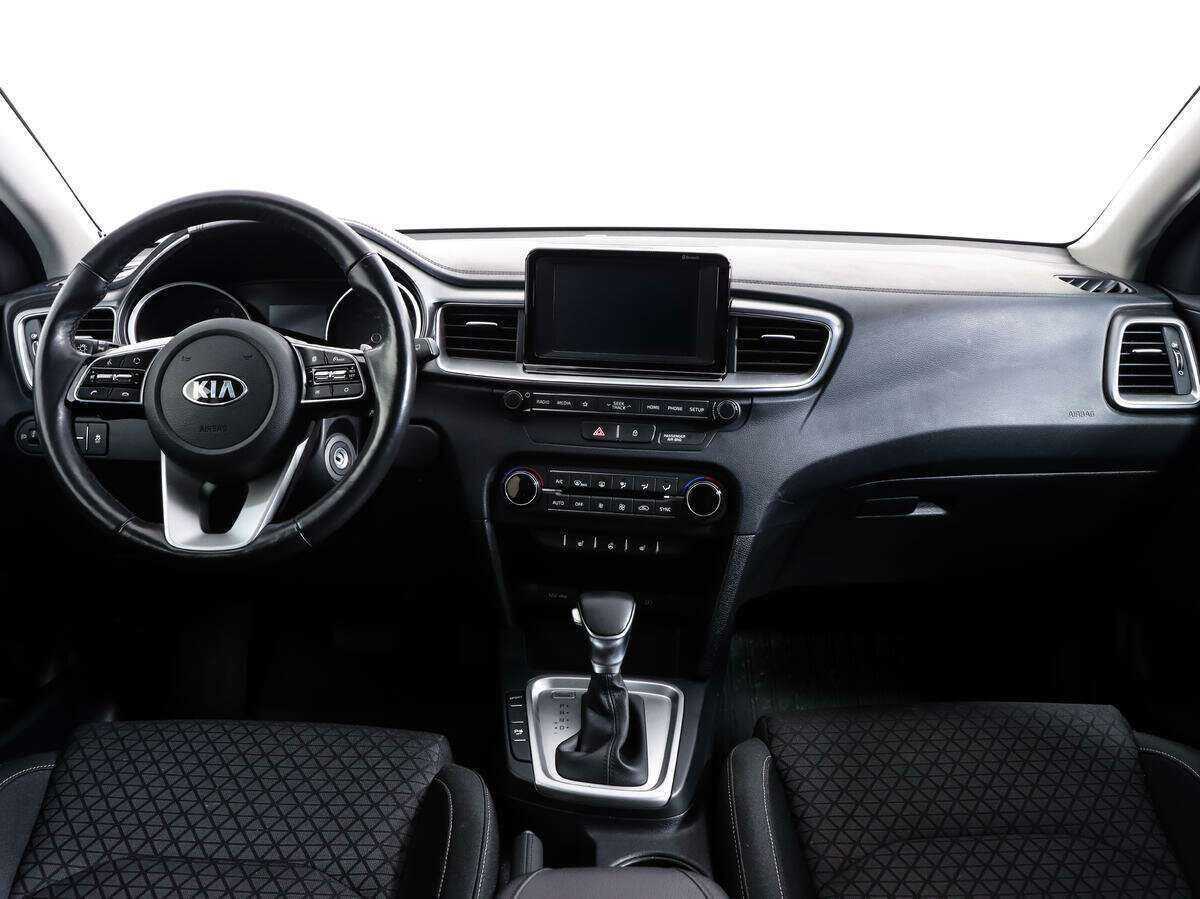 Kia Ceed, 2019 Фото №8