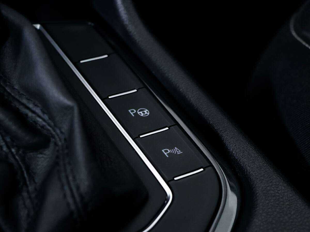 Volkswagen Tiguan, 2018 Фото №13