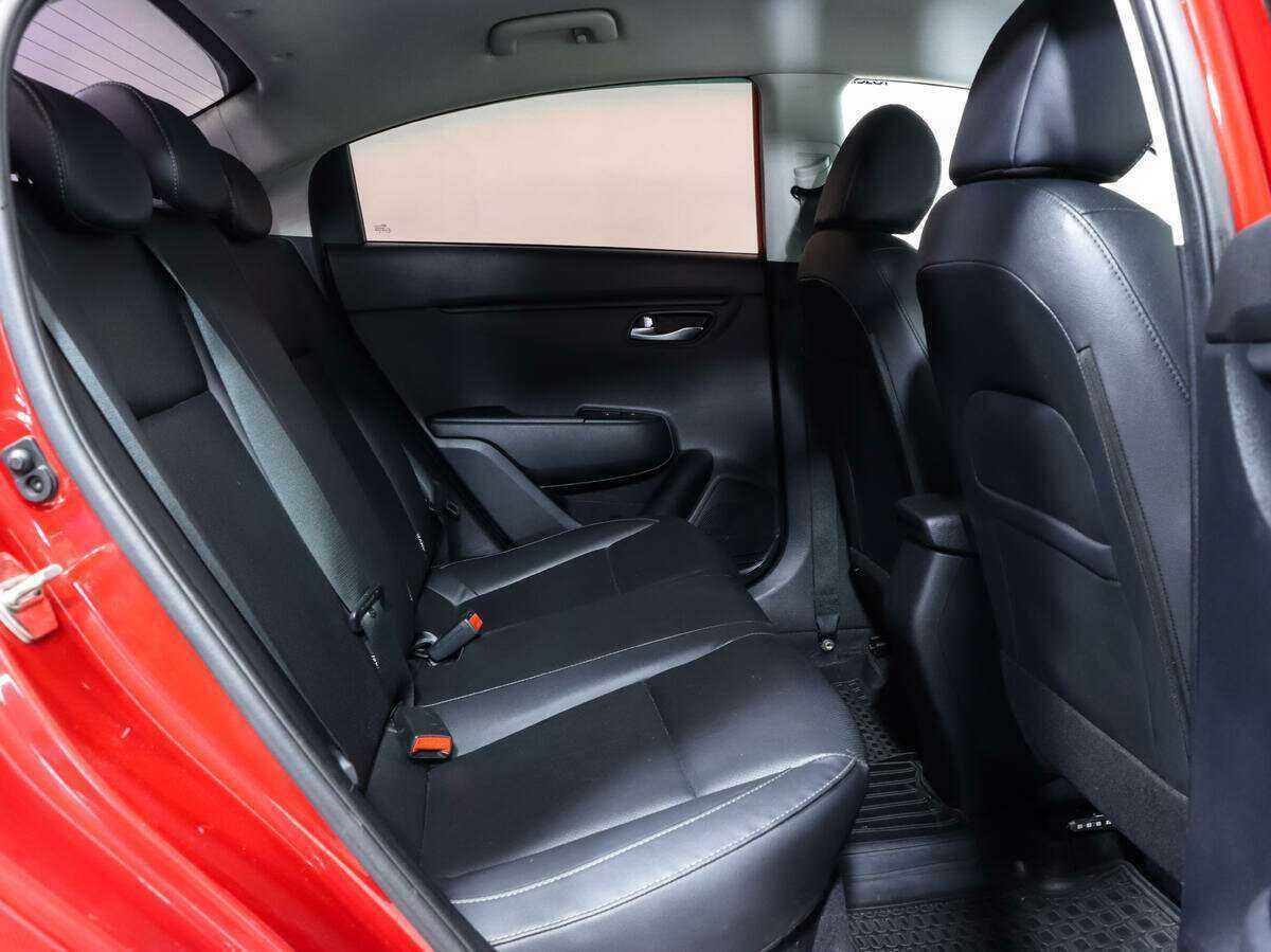 Kia Rio, 2018 Фото №11