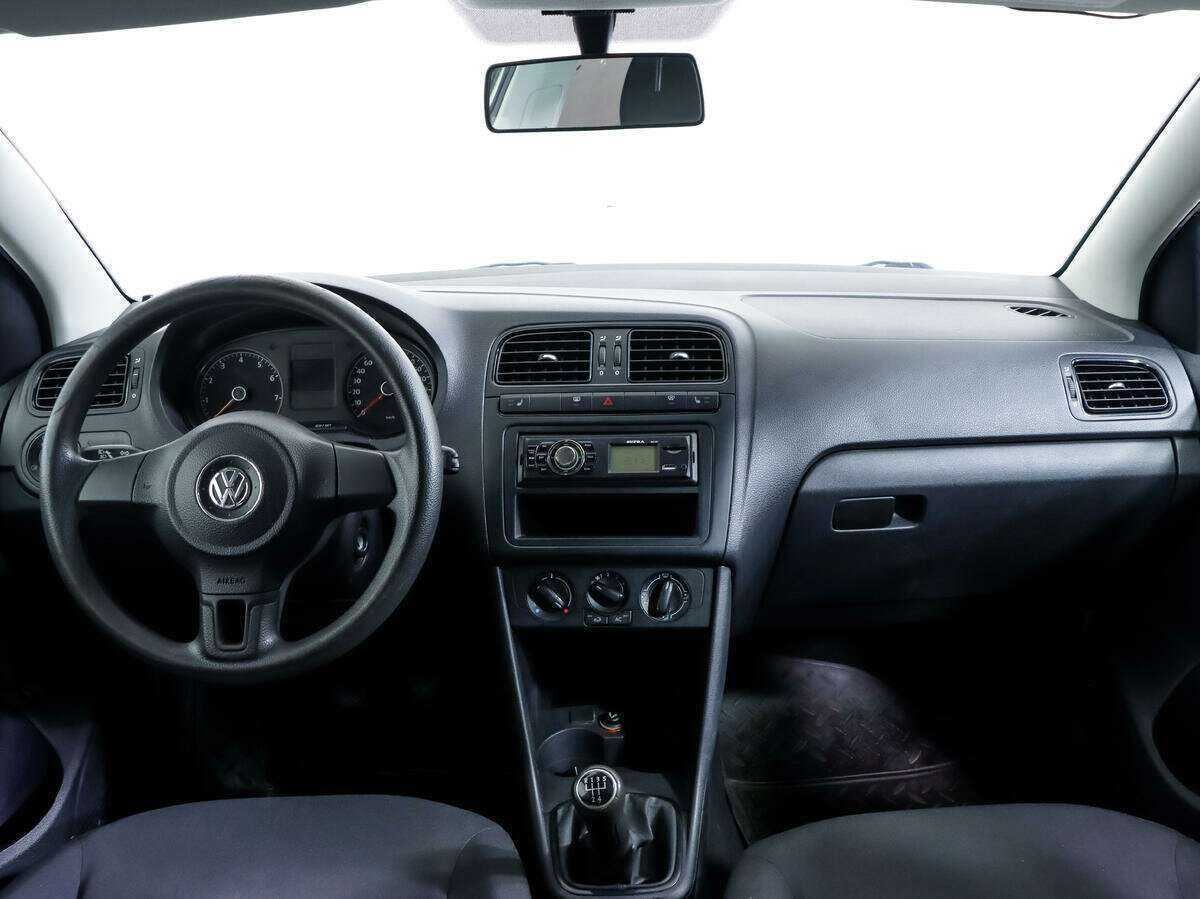 Volkswagen Polo, 2011 Фото №10