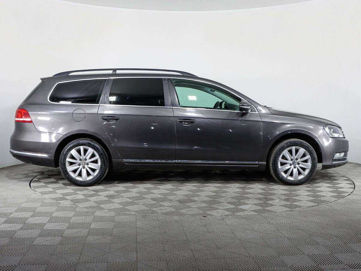 Volkswagen Passat, 2011 - 227 000 км. | Фото №4