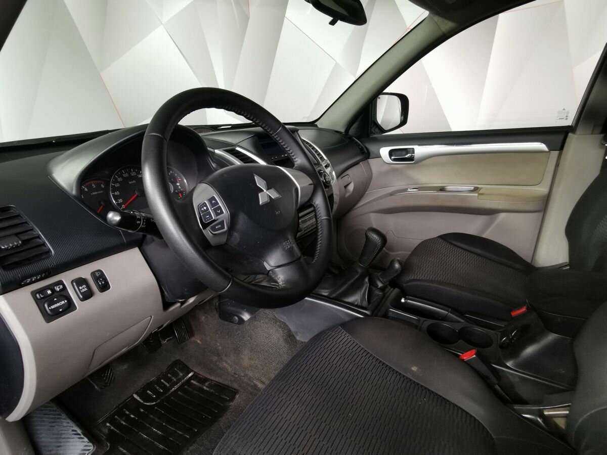 Mitsubishi Pajero Sport, 2008 Фото №14