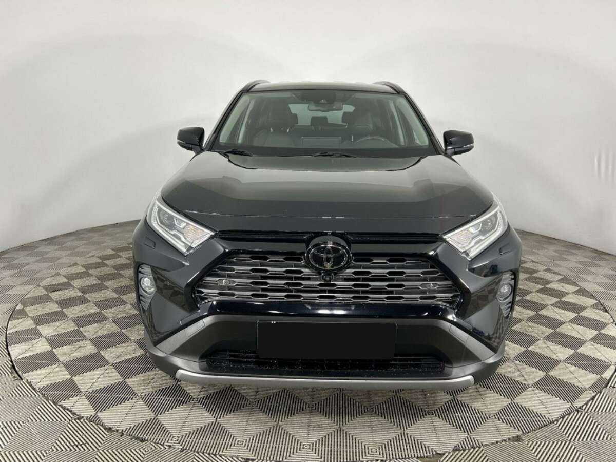 Toyota RAV4, 2022 - 48 602 км. | Фото №2