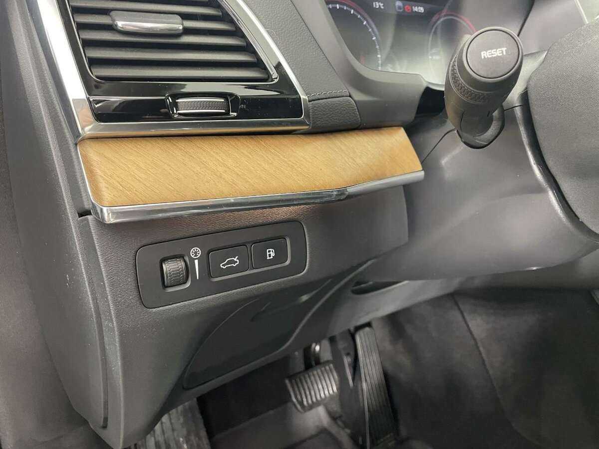 Volvo XC90 Recharge, 2021 Фото №9