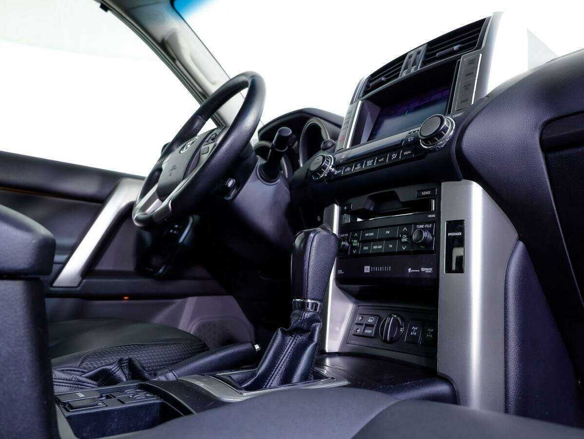 Toyota Land Cruiser Prado, 2013 Фото №16