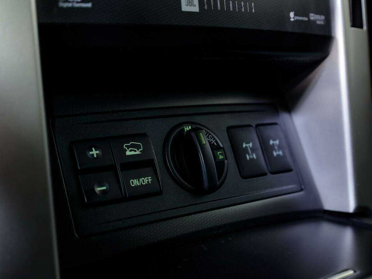 Toyota Land Cruiser Prado, 2013 Фото №21