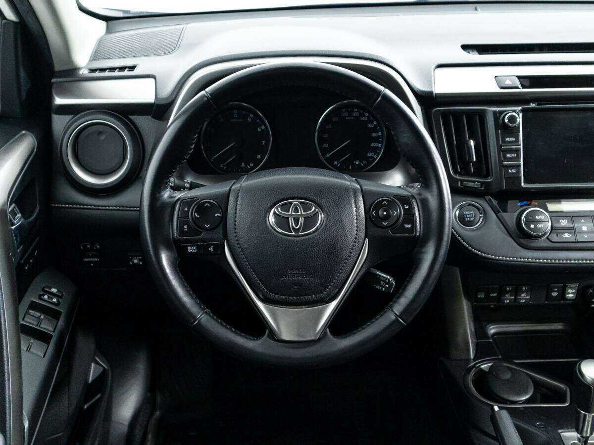 Toyota RAV4, 2018 Фото №22