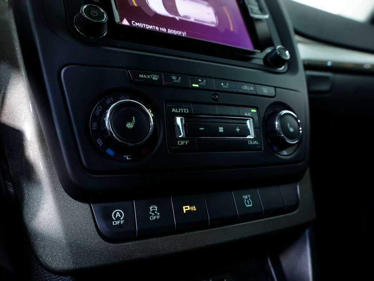 Skoda Yeti, 2015 Фото №14