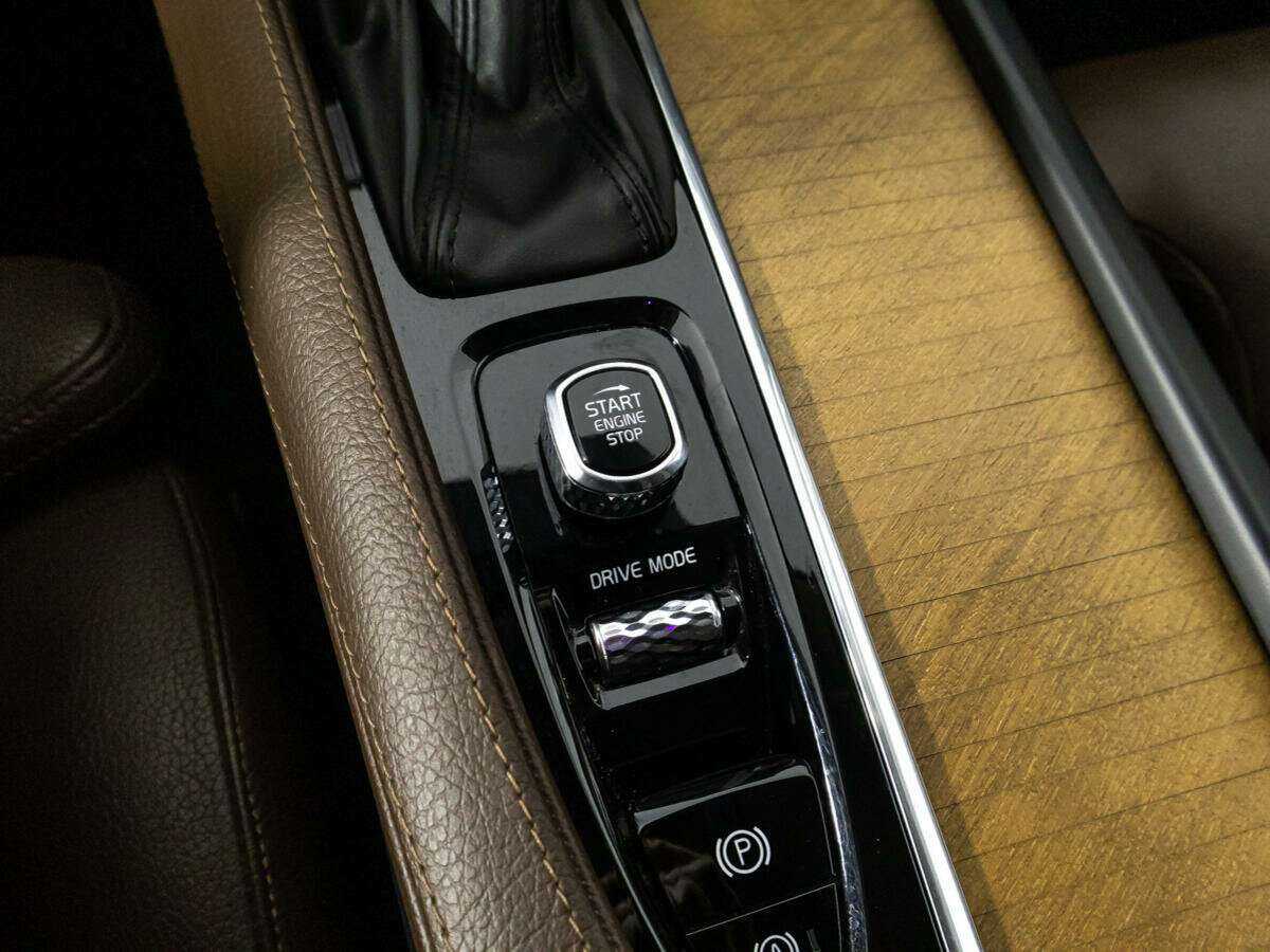 Volvo XC90, 2019 Фото №19