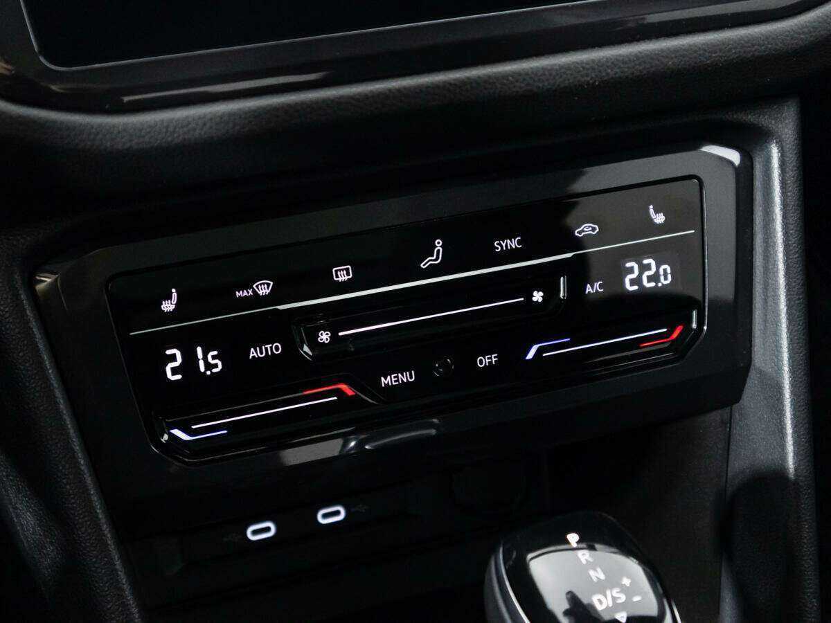 Volkswagen Tiguan L, 2022 Фото №19