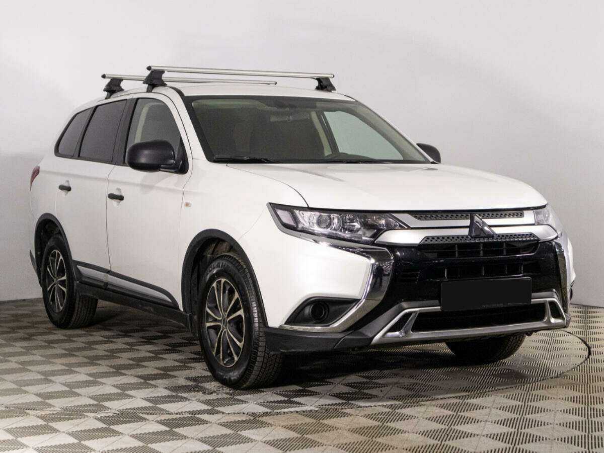 Mitsubishi Outlander, 2020 - 84 000 км. | Фото №3