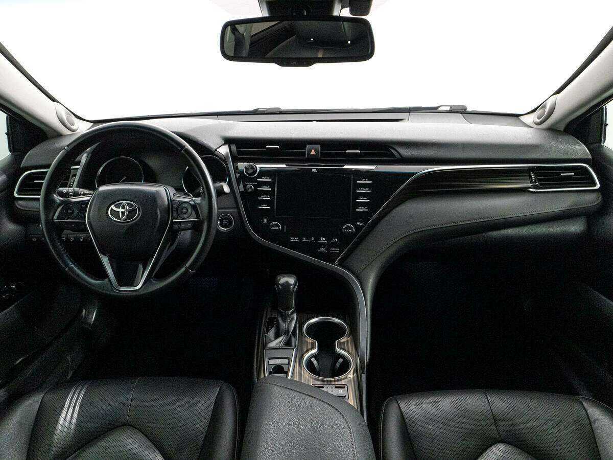 Toyota Camry, 2018 Фото №13