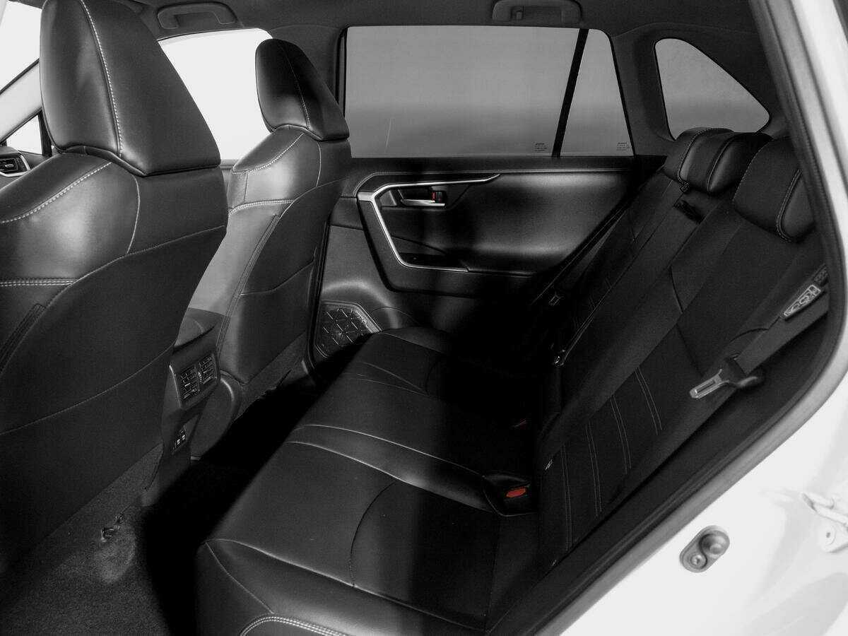 Toyota RAV4, 2021 Фото №10