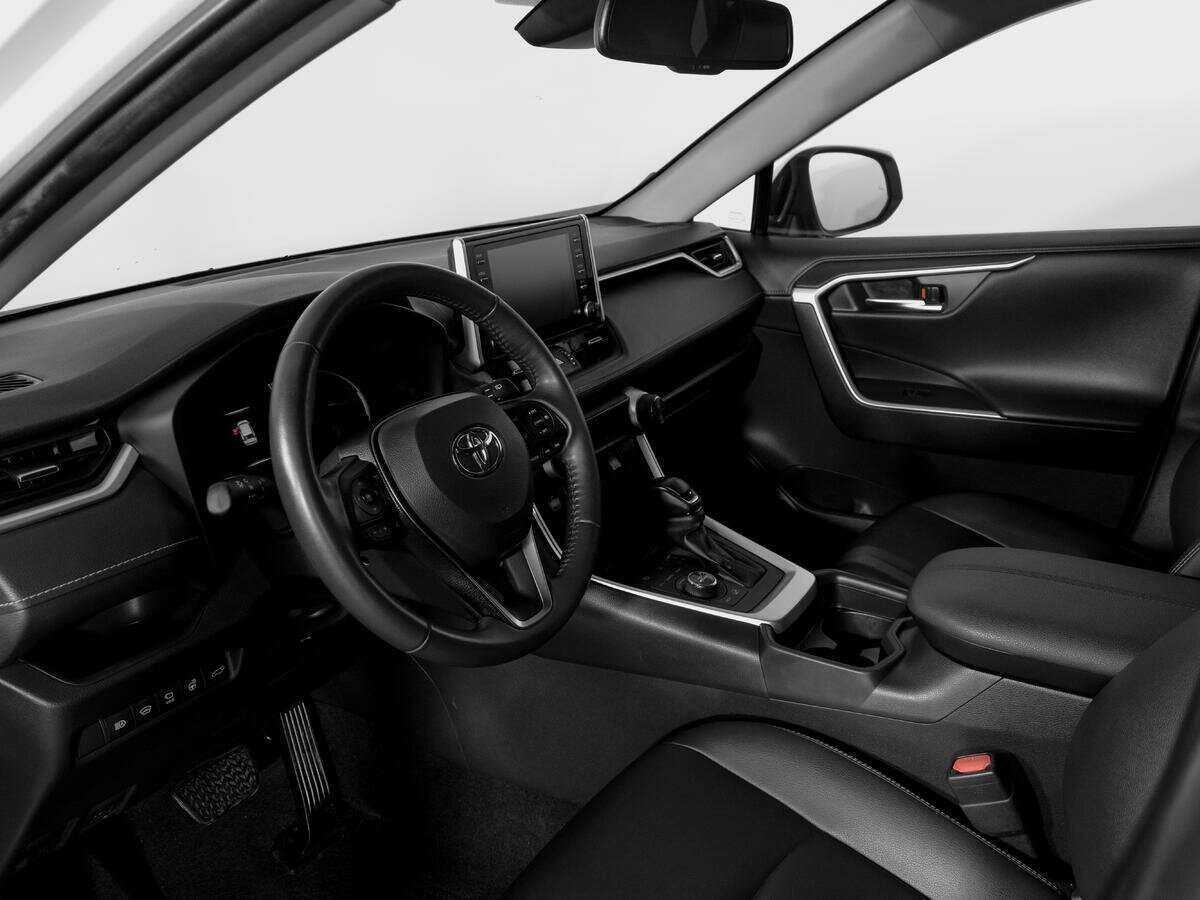 Toyota RAV4, 2021 Фото №16