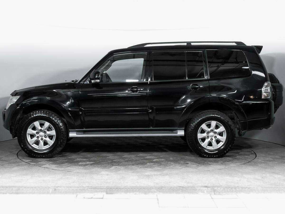 Mitsubishi Pajero, 2011 - 140 380 км. | Фото №8