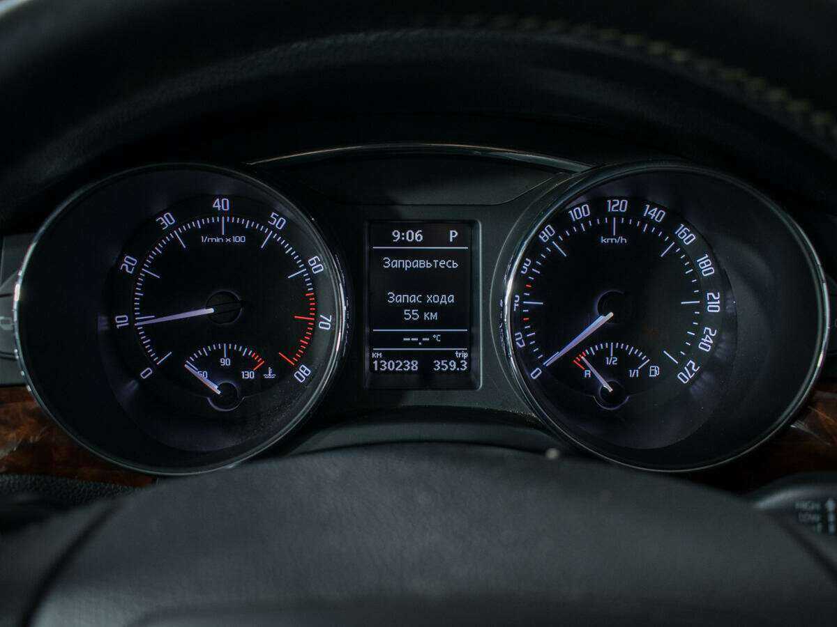 Skoda Superb DSG, 2013 Фото №11