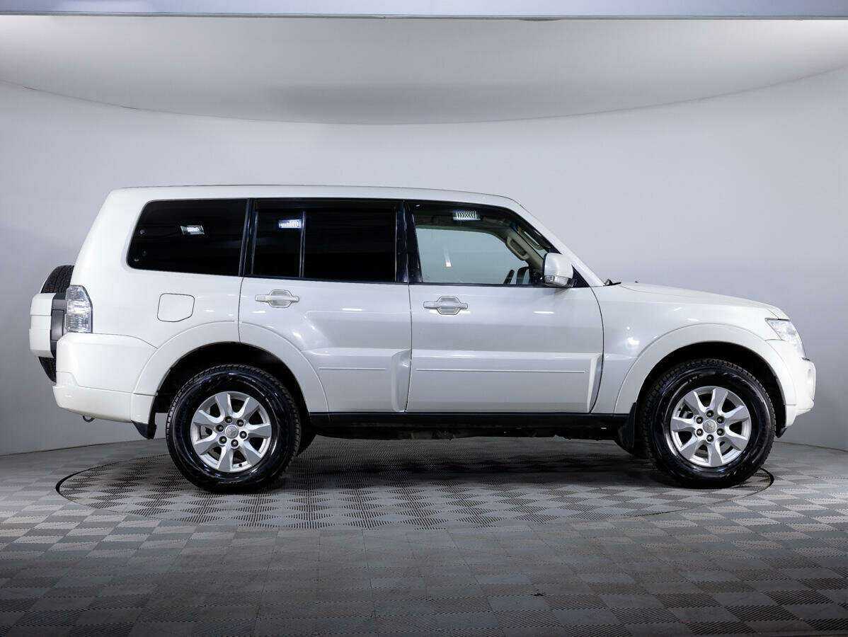 Mitsubishi Pajero, 2013 - 187 410 км. | Фото №3