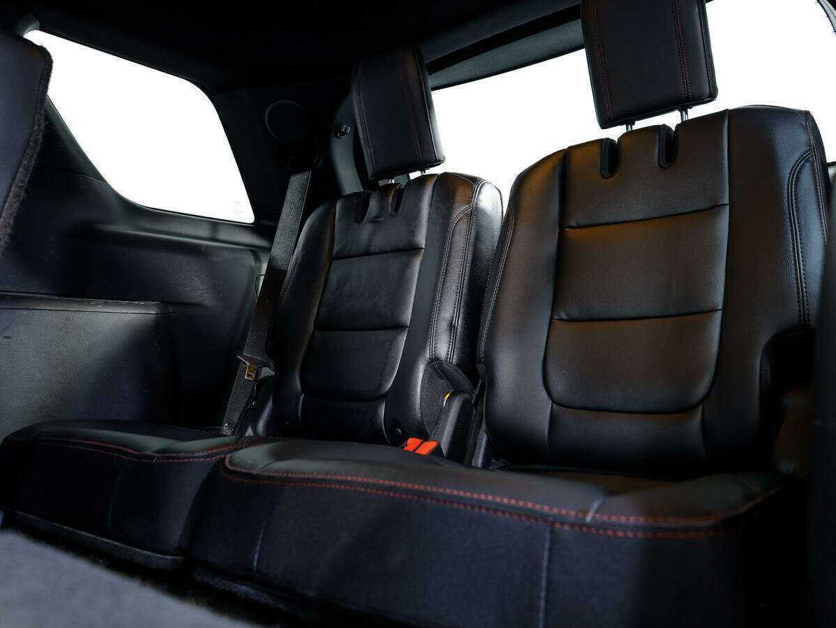 Ford Explorer, 2015 Фото №14