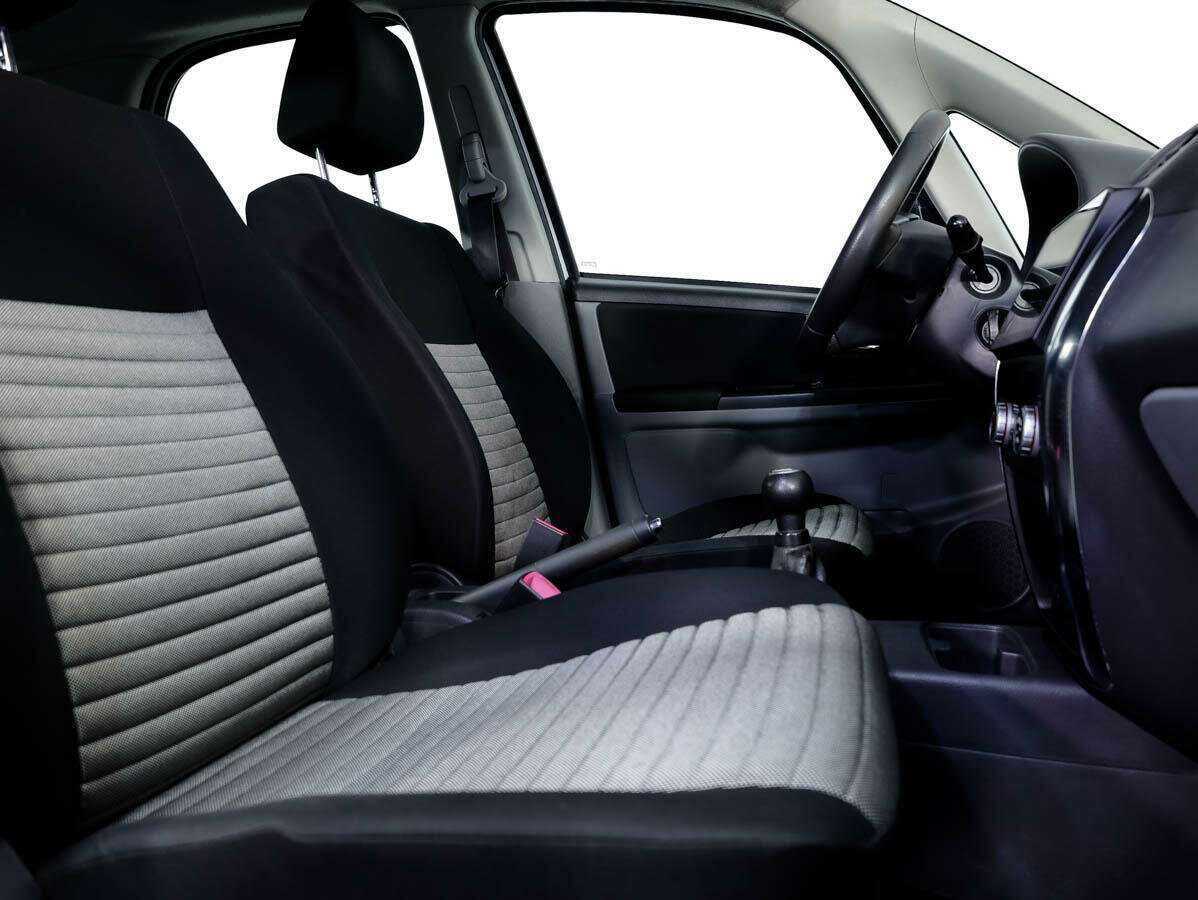 Suzuki SX4, 2011 Фото №9