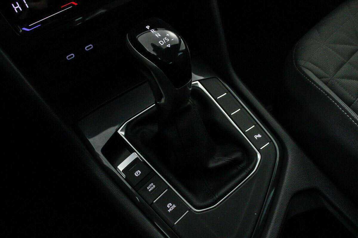 Volkswagen Tiguan, 2021 Фото №11