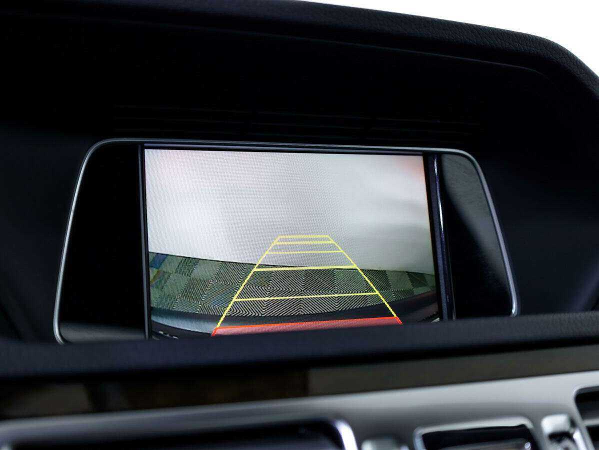 Mercedes-Benz E-Класс 200, 2014 Фото №18