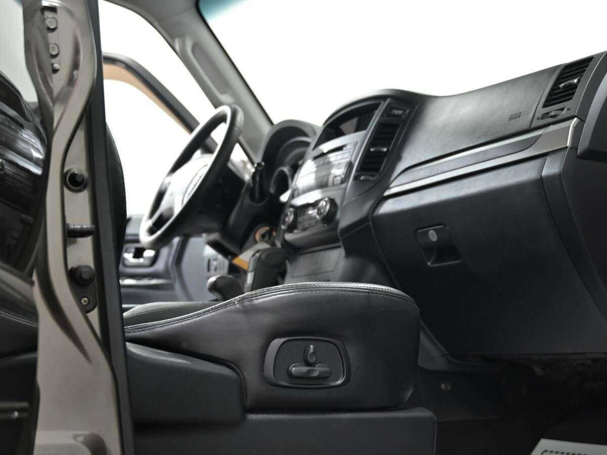 Mitsubishi Pajero, 2010 Фото №10